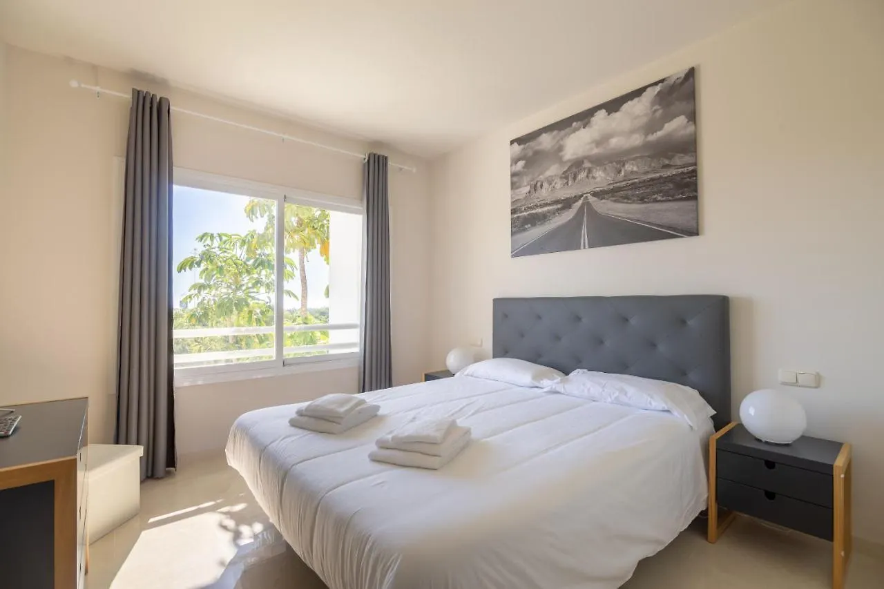 2237-Modern Apt With Private Beach Estepona Apartment